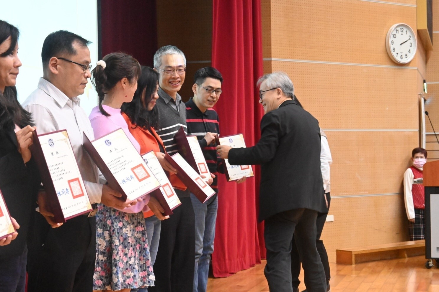 師生共同建構有尊嚴的幸福學校