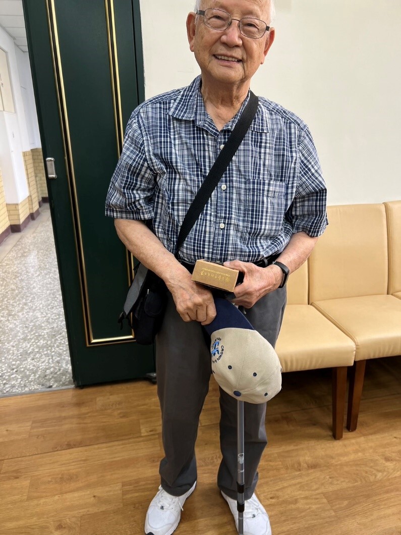 返母校和校長相見歡