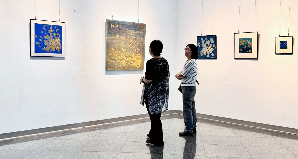 商業設計系副教授侯純純創作展 鹽晶技法實驗性創作獲迴響
