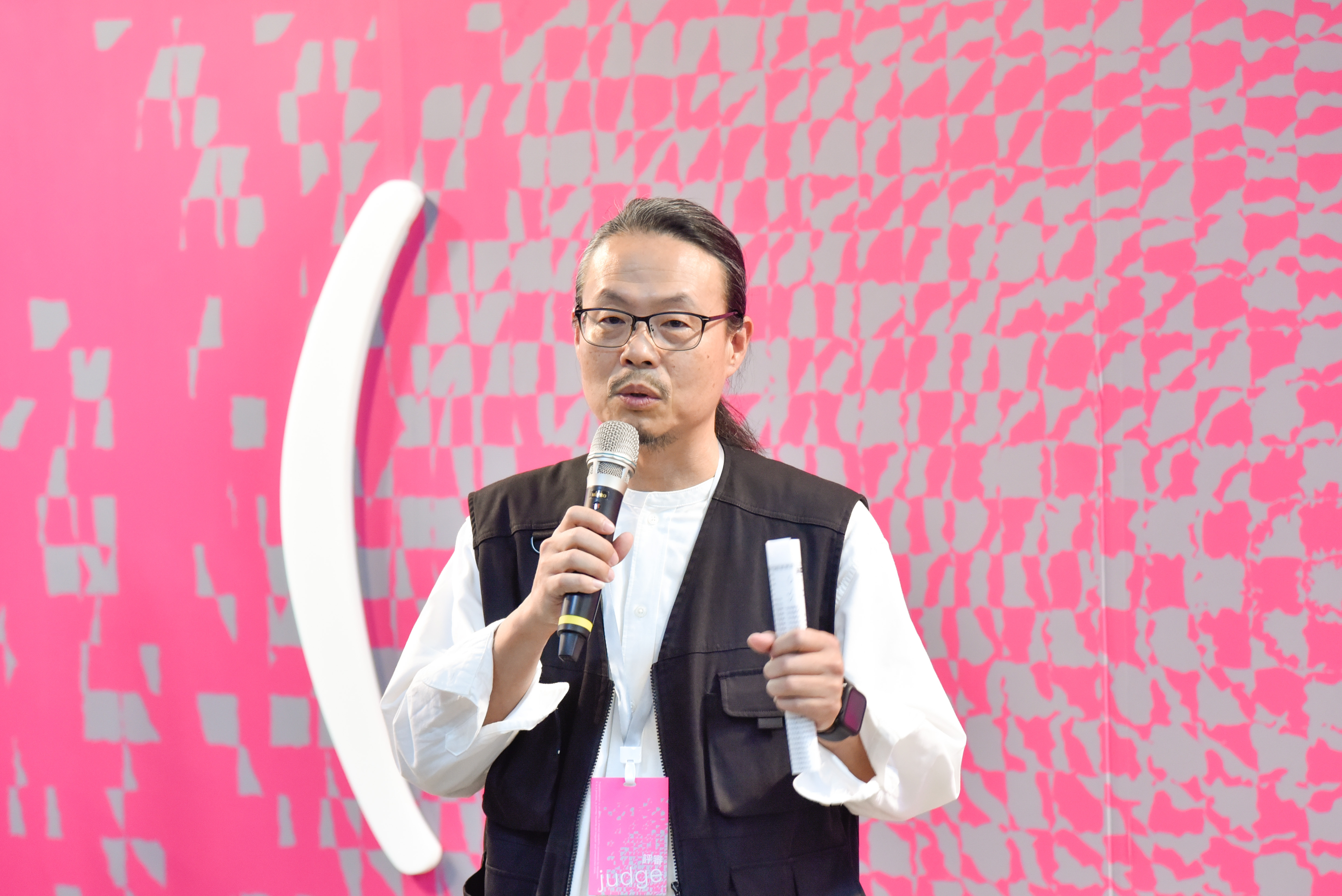 (圖4)總指導洪瑞駿老師 