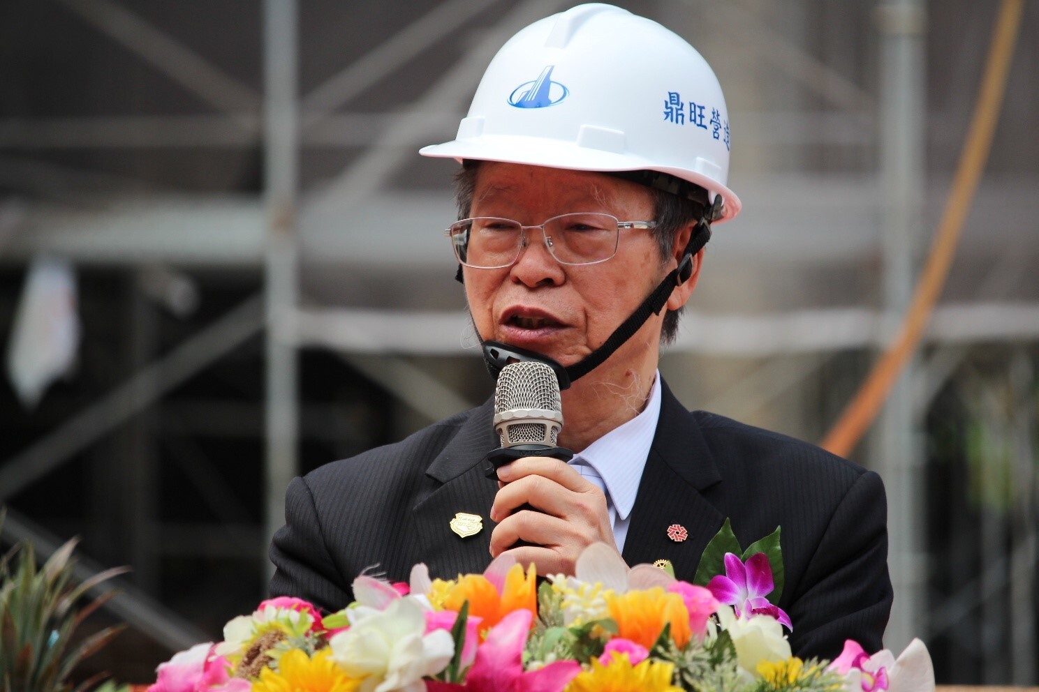 喜慶南屯校區學生宿舍新建工程上樑 校區建設邁入新的里程碑